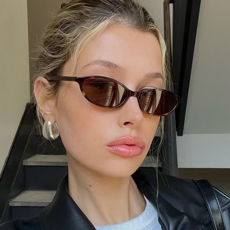 Vintage Small Cat Eye Sunglass - đánh giá và giá Sunglasses Cat Eye