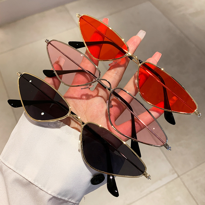New Version of Cat Eye Small F - đánh giá và giá Sunglasses Cat Eye